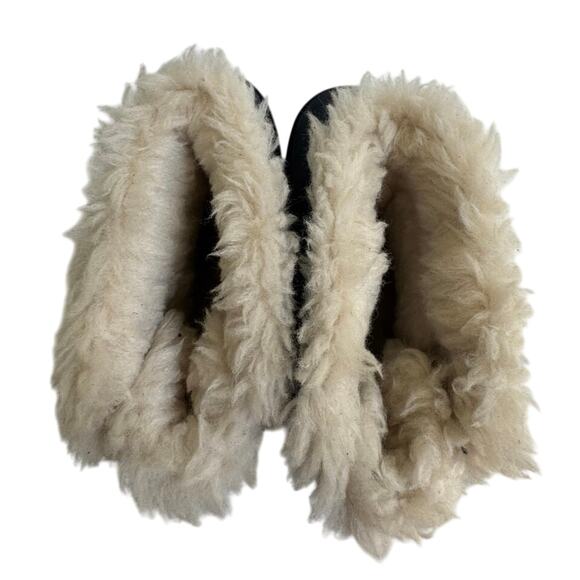 Koolaburra by UGG Women’s Jordana Mini Boots Size 6 Blue Suede Button Faux Fur - Picture 8 of 8